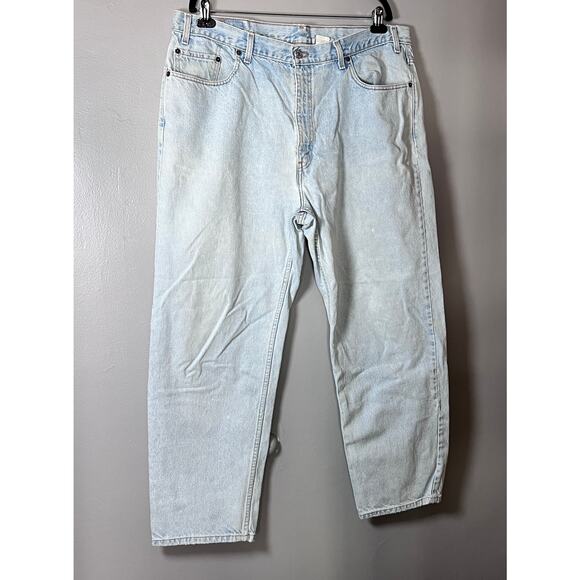 ✨Levi’s Relaxed Straight Leg Jeans Men’s 42x30 Light Wash Vtg 2002 - Picture 1 of 15